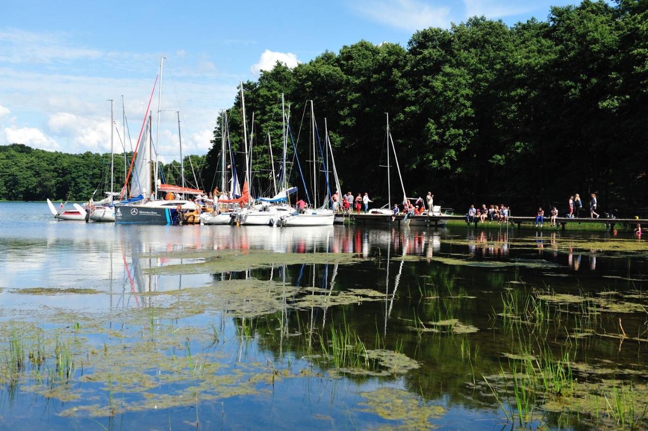 Palac Siemczyno Exteriör bild